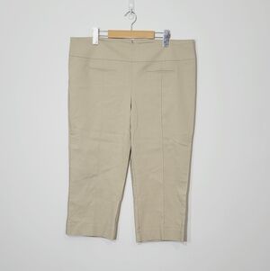 Le Chateau Women's Tan Cropped 3/4 Stretch Y2K Plus Size 15/16 Pants
